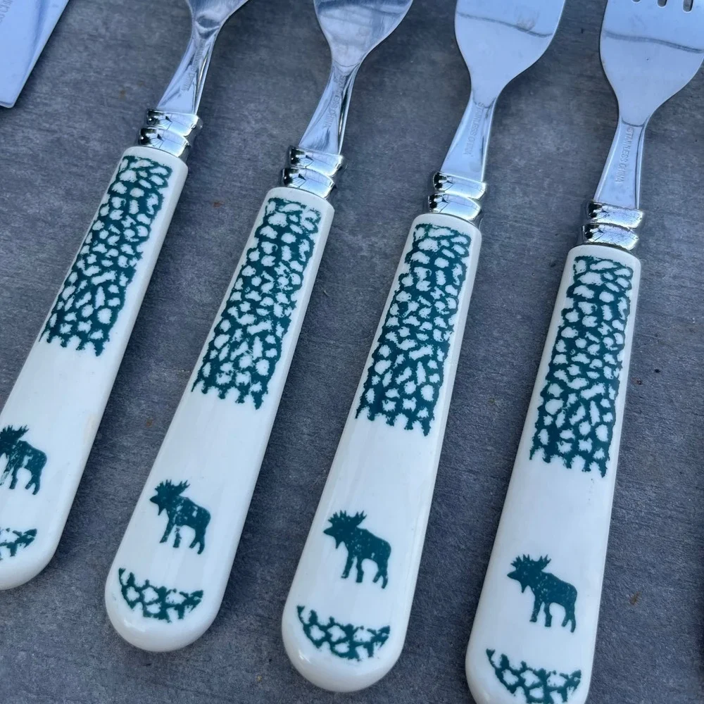 Tienshan Mixed Wildlife Flatware Lot Stainless Steel Wolf Moose Cabin Lodge 14pc